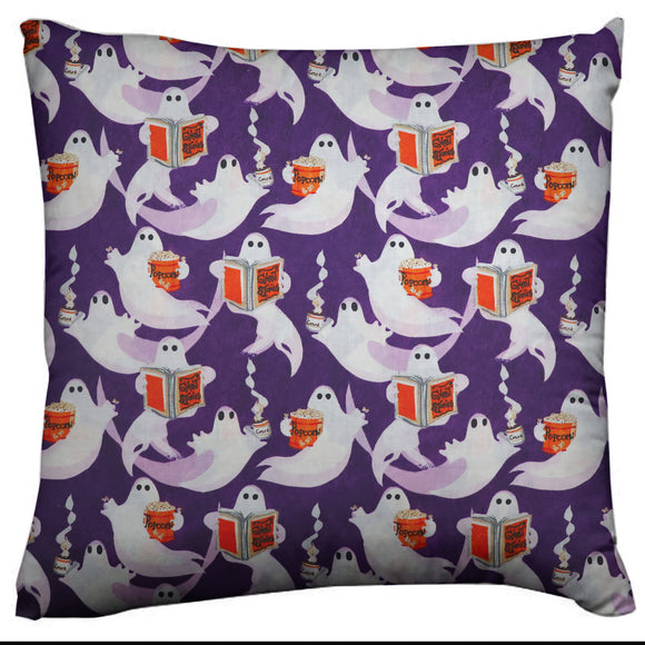 Halloween Themed Decorative Throw Pillow/Sham Cushion Cover Ghosts Purple