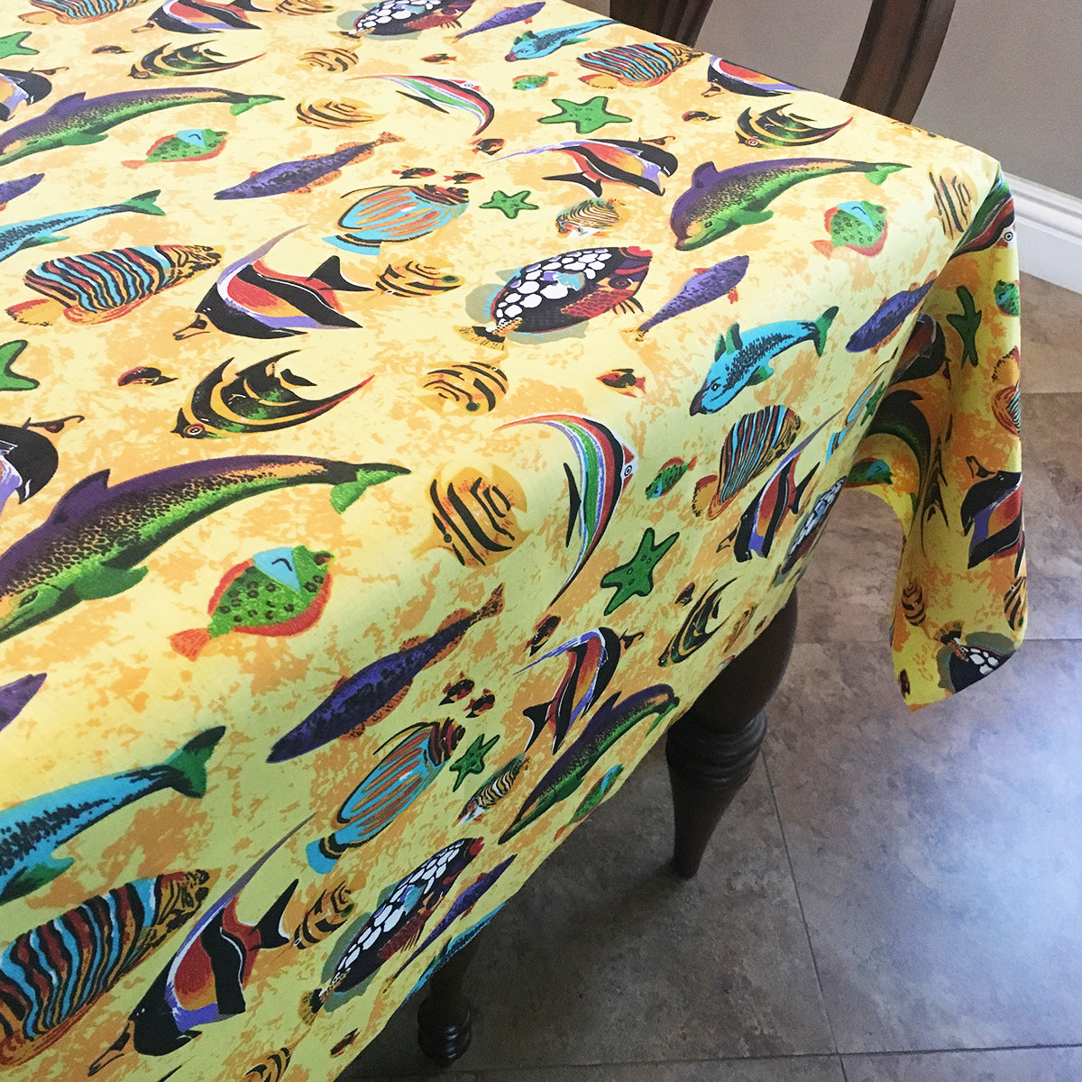 Cotton Tablecloth Animal Print Fish Aquarium Yellow 58x58