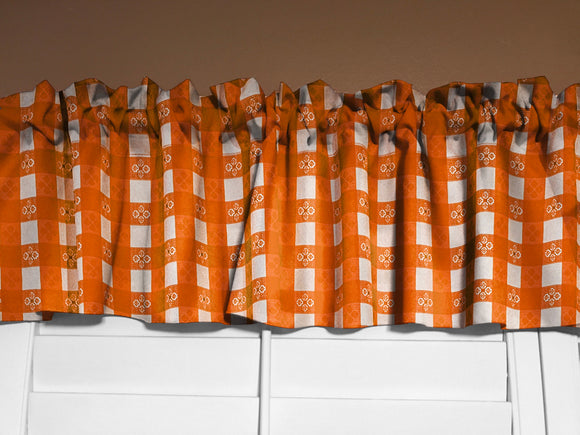 Poplin Tavern Gingham Checkered Polyester Window Valance 58