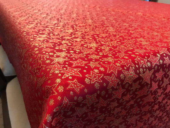Heavy Brocade Shiny Christmas Tablecloth Stars Red